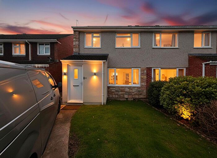 3 Bedroom Semi Detached House For Sale In Capel Close, Bristol, BS15