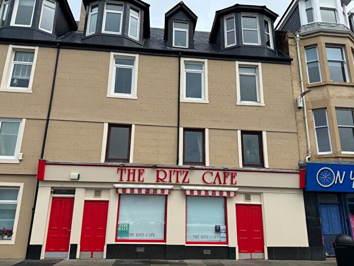 2 Bedroom Flat For Sale In Stuart Street, Millport, Isle Of Cumbrae, KA28