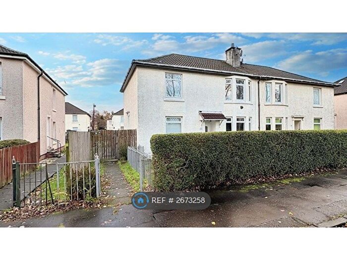 2 Bedroom Flat To Rent In Brownside Drive, Glasgow, G13