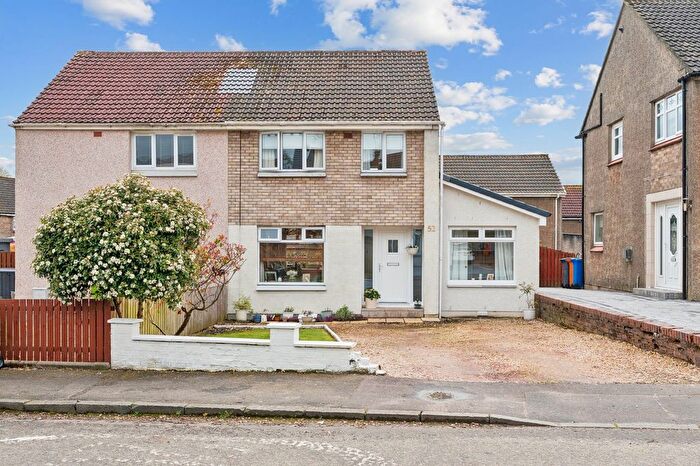 4 Bedroom Semi Detached House For Sale In Barrhill Road, Kirkintilloch, G66