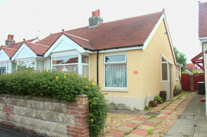 2 Bedroom Bungalow To Rent In Arundel Road, Gosport, PO12