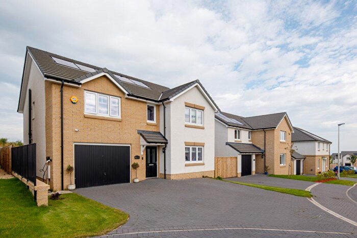 4 Bedroom Detached Villa For Sale In Speirston Avenue, Barrhead, G78