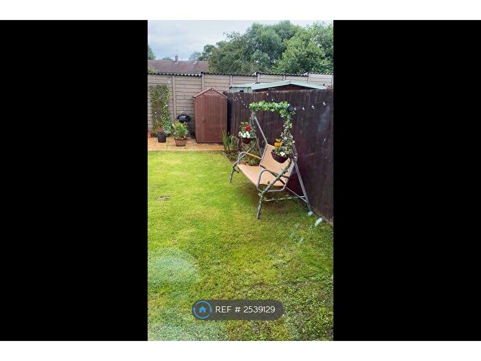 2 Bedroom End Of Terrace House To Rent In Hayling Road, Watford, WD19