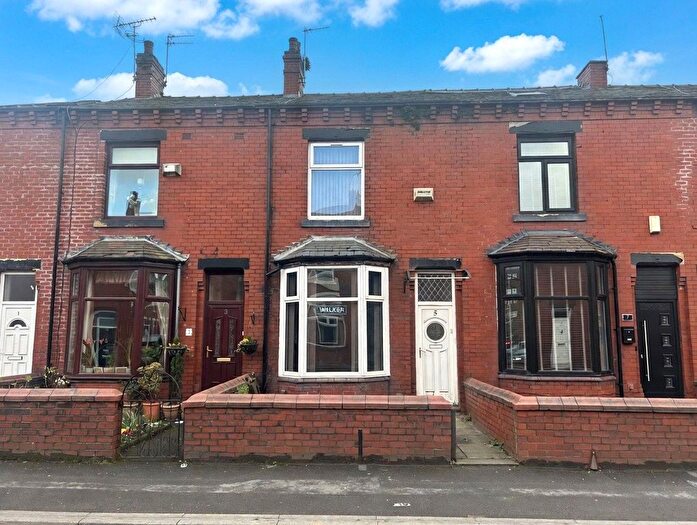 2 Bedroom Terraced House For Sale In Hathershaw Lane, Hathershaw, Oldham, OL8