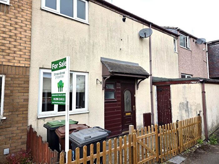 3 Bedroom Terraced House For Sale In Cromford Place, Buxton, SK17