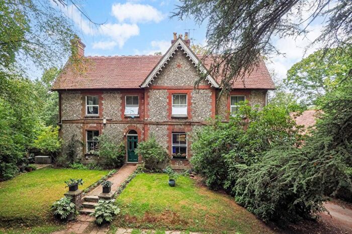 1 Bedroom Flat For Sale In London Road, Rake, Liss, West Sussex, GU33