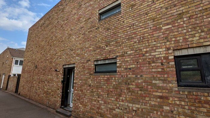 5 Bedroom House To Rent In High Kingsdown, BS2