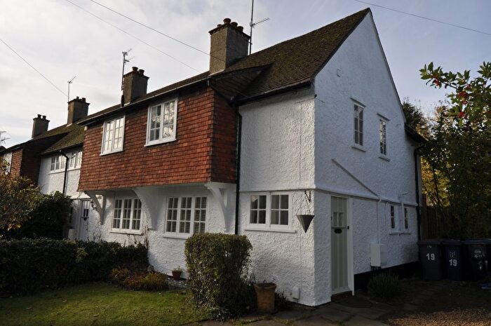 3 Bedroom Semi-Detached House To Rent In Lytton Avenue, Letchworth Garden City, SG6