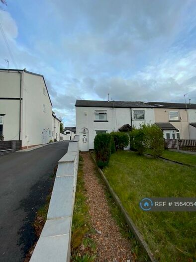 2 Bedroom End Of Terrace House To Rent In Hollins Lane, Bury, BL9