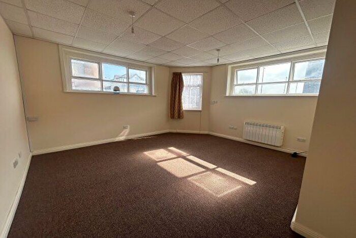 1 Bedroom Flat To Rent In Derby Street, Burton-On-Trent, DE14