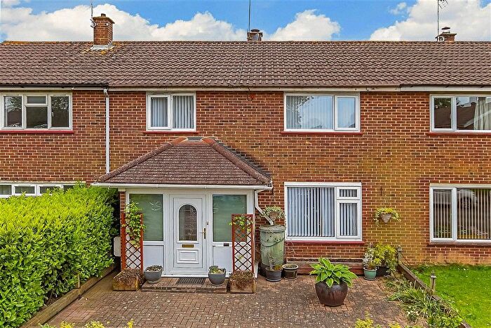 3 Bedroom Terraced House For Sale In Slinfold Walk, Ifield, Crawley, West Sussex, RH11
