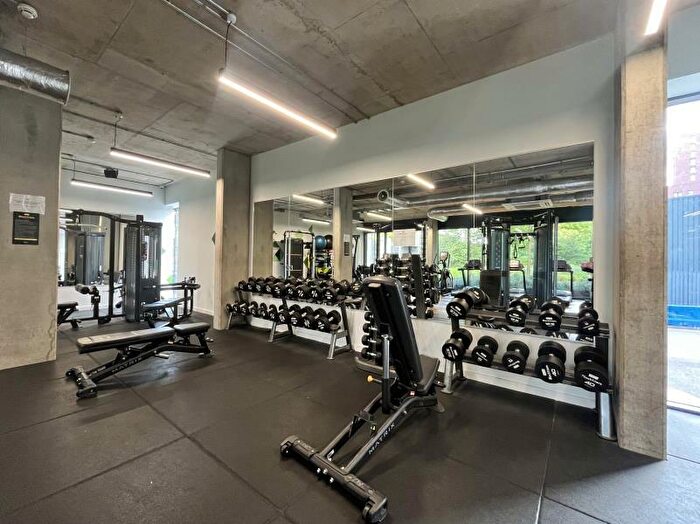 2 Bedroom Apartment To Rent In Block A :: Local Blackfriars, M3