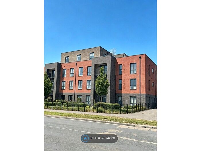 1 Bedroom Flat To Rent In Nightingale Way, Reading, RG30