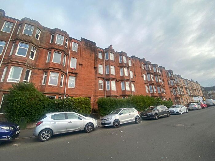 2 Bedroom Flat To Rent In Midlock Street, Cessnock, Glasgow, G51