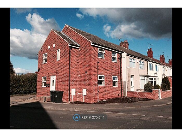 2 Bedroom Flat To Rent In Askern Road, Doncaster, DN5