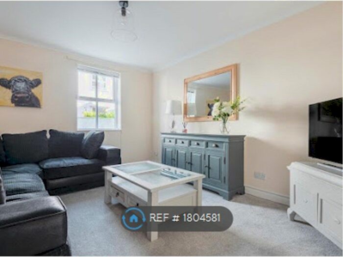 2 Bedroom Flat To Rent In The Old Bakehouse, Penzance, TR18