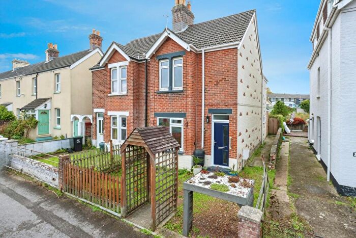 4 Bedroom Semi-Detached House For Sale In Carters Avenue, Hamworthy, Poole, Dorset, BH15
