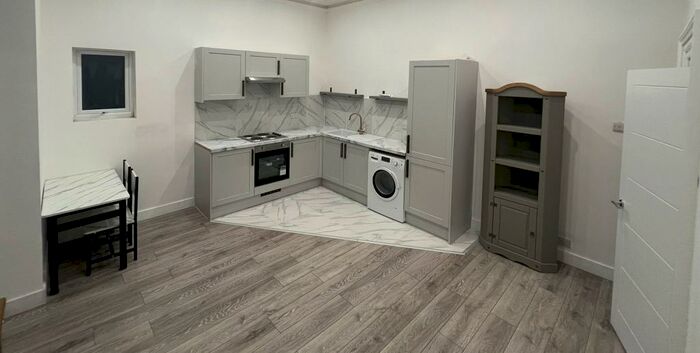 1 Bedroom Apartment To Rent In Aldridge Road, Perry Barr, Birmingham, B42