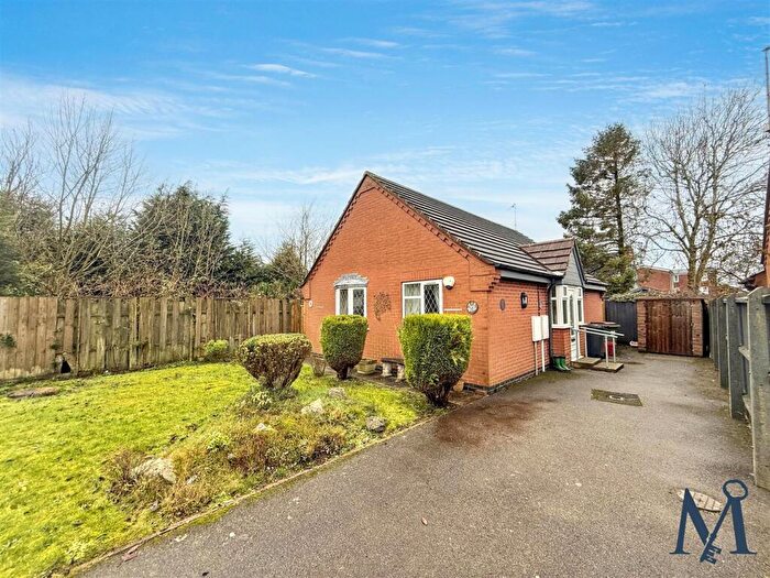 2 Bedroom Detached Bungalow For Sale In Oxford Street, Coalville, LE67