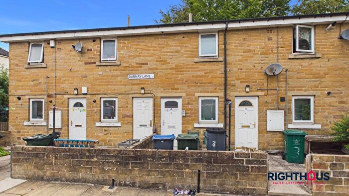 1 Bedroom Flat For Sale In Darnay Lane, Bradford, BD5