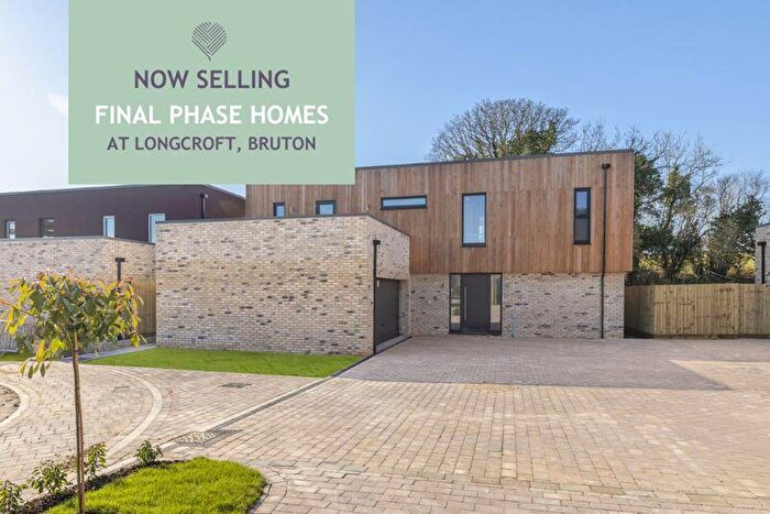 4 Bedroom Detached House For Sale In Phase Iii At Longcroft - Bedroom Detached Home - Countryside Views, BA10