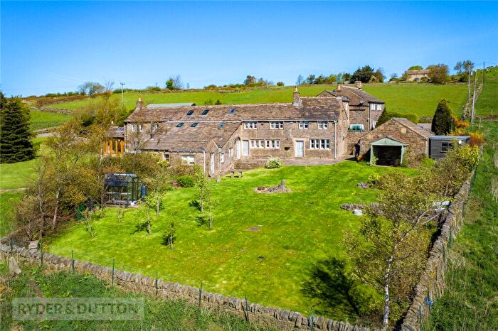 4 Bedroom Semi-Detached House For Sale In Slaithwaite, Huddersfield, West Yorkshire, HD7