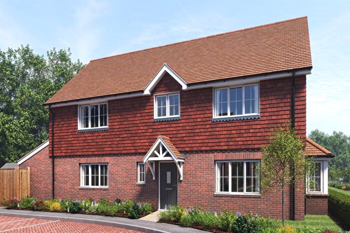 4 Bedroom Detached House For Sale In Haroldslea Drive, Horley, RH6