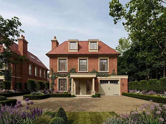 5 Bedroom Detached House For Sale In Woodland Avenue, Cranleigh, GU6