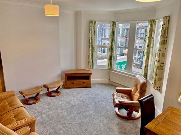 2 Bedroom Flat To Rent In Whitchurch Road, Cardiff, CF14