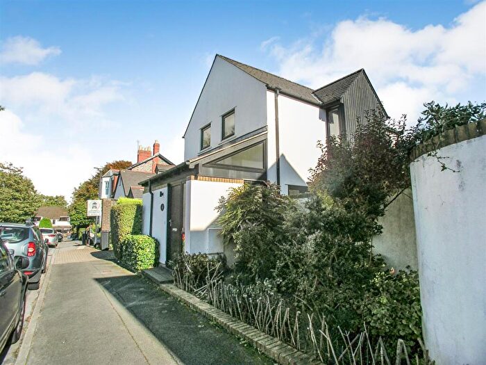 3 Bedroom Detached House For Sale In Mitre Court, Llandaff, CF5