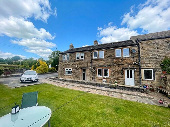 4 Bedroom House For Sale In Huddersfield Road, Shelley, HD8