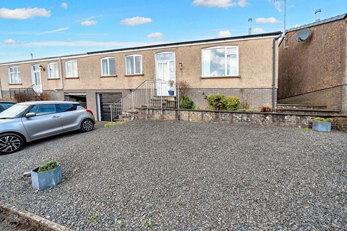 2 Bedroom Semi-Detached Bungalow For Sale In Lingmoor Rise, Kendal, LA9