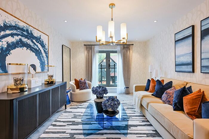 3 Bedroom Town House To Rent In Allingham Place, Brighton, BN2