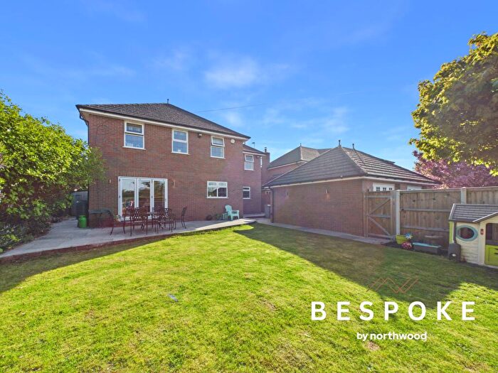 5 Bedroom Detached House For Sale In The Hill, Sandbach, CW11