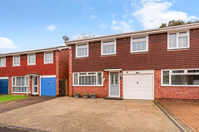 3 Bedroom Semi-Detached House For Sale In Egan Close, Hilsea, Portsmouth, PO2