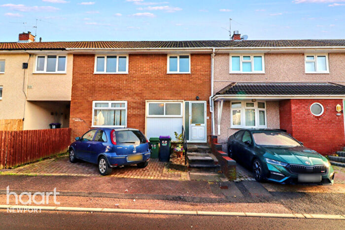 3 Bedroom End Of Terrace House To Rent In Cardigan Crescent, Cwmbran, NP44