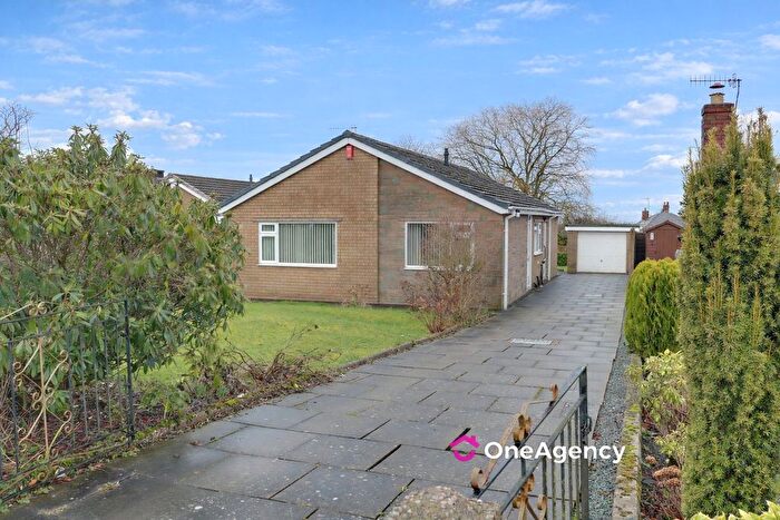 2 Bedroom Detached Bungalow For Sale In Kingsclere Grove, Sneyd Green, Stoke-On-Trent, ST1