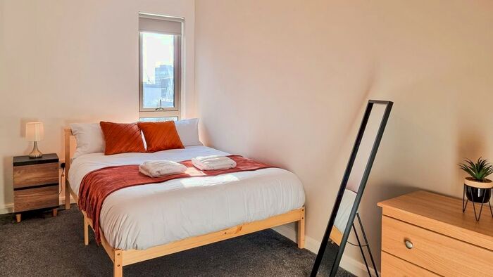 2 Bedroom Flat To Rent In Ludgate Hill, Manchester, M4