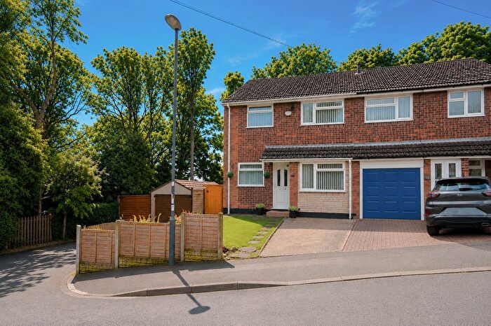 3 Bedroom Semi-detached House For Sale In Oakwood Close, Grendon, Warwickshire, CV9