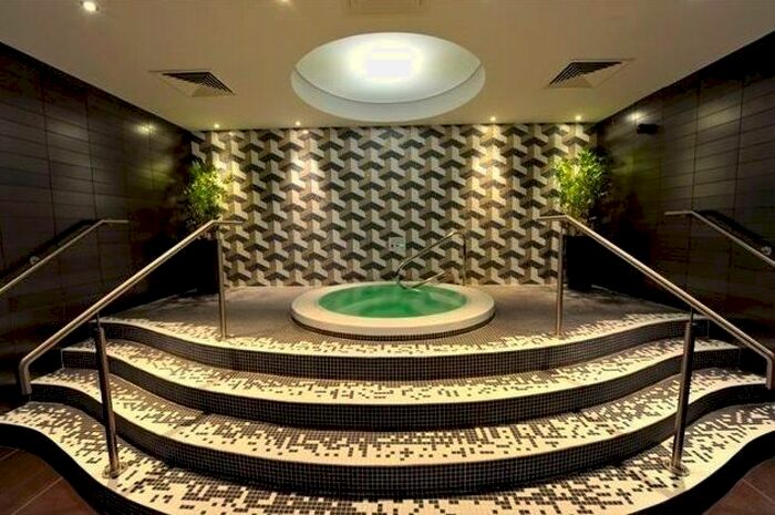 1 Bedroom Flat To Rent In Cubitt Building, Gatliff Road, Grosvenor Waterside, SW1W