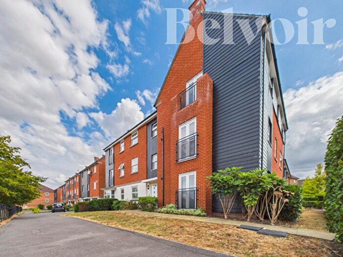 2 Bedroom Flat To Rent In Appleton Drive, Marnel Park, Basingstoke, RG24