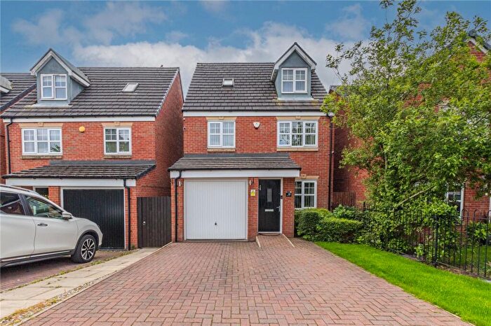 4 Bedroom Detached House For Sale In Joseph Lister Drive, Wardle, Rochdale, OL12