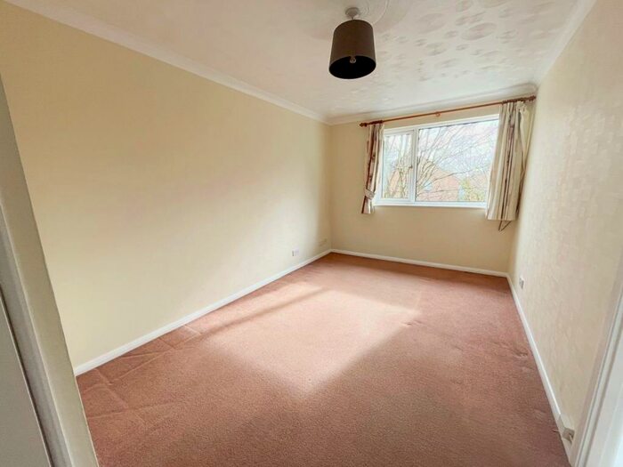 1 Bedroom Flat To Rent In Verwood, BH31