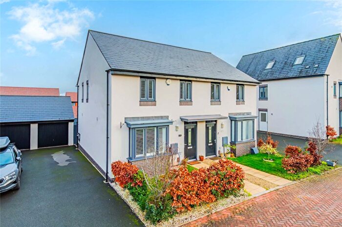 3 Bedroom Semi Detached House For Sale In Booth Crescent, Telford, Shropshire, TF3