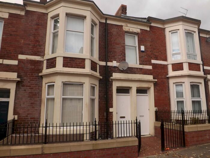 3 Bedroom Flat To Rent In Ethel Street, Newcastle Upon Tyne, NE4