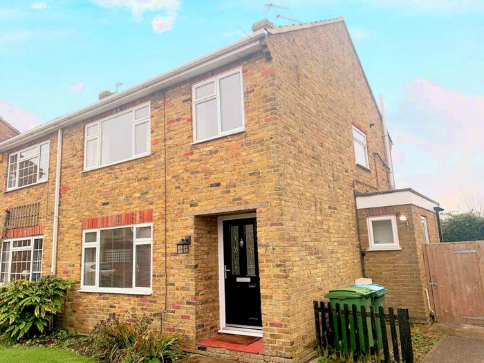 3 Bedroom Semi-Detached House To Rent In Green End Street, Aston Clinton, Aylesbury, HP22