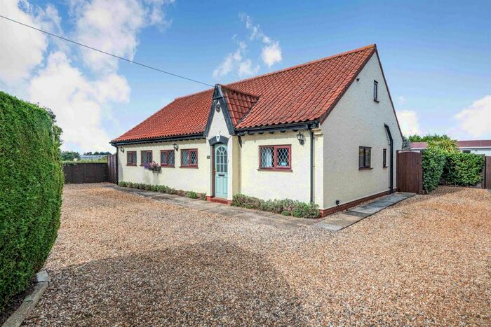 3 Bedroom Detached House For Sale In Thornham Road, Holme Next The Sea, Hunstanton, PE36
