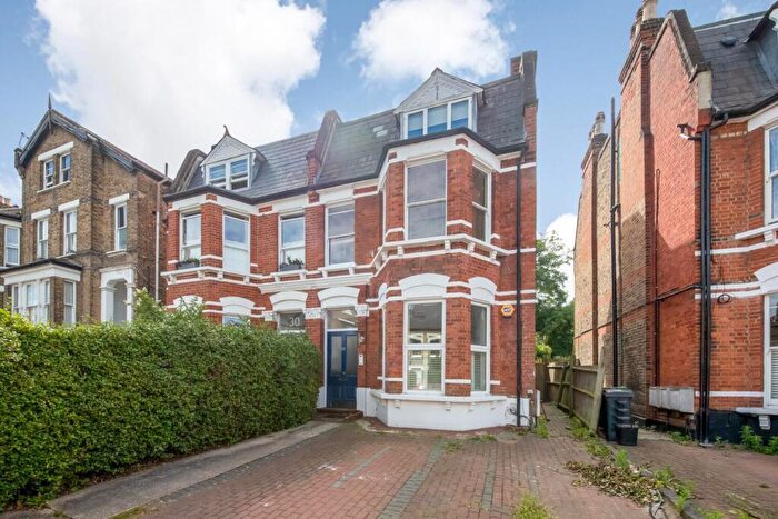 2 Bedroom Apartment To Rent In Alexandra Drive, Crystal Palace, London, SE19
