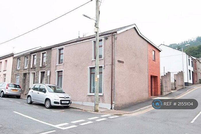 3 Bedroom End Of Terrace House To Rent In Duffryn Street, Mountain Ash, CF45