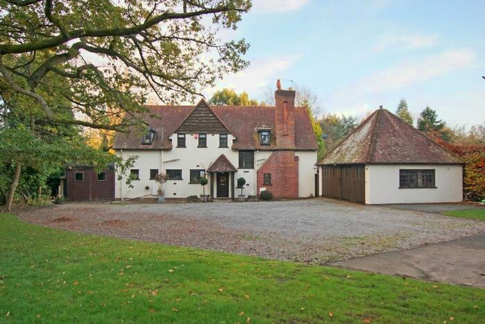 5 Bedroom Detached House To Rent In Aqueduct Lane, Alvechurch, B48